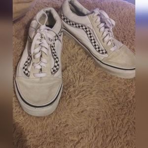 Old School Vans of the Wall